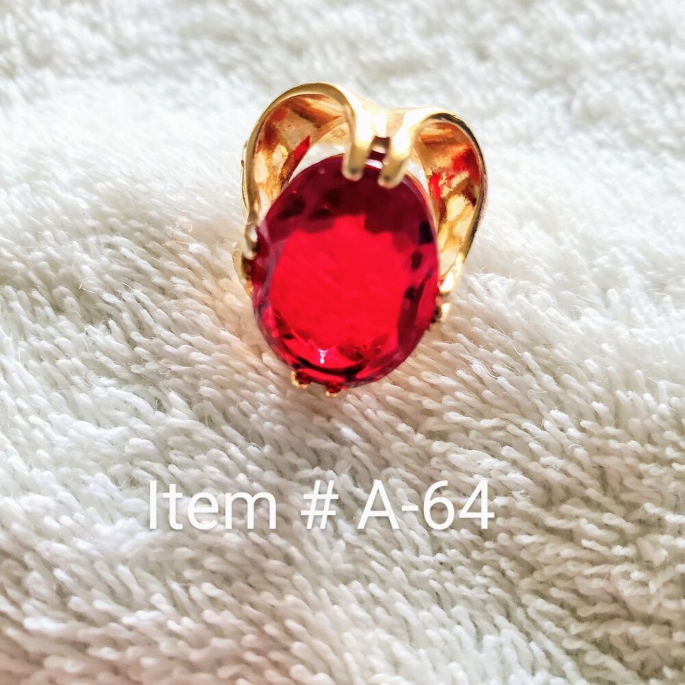 A Beautiful Gold Red Ruby ring size between 6. 6.5 , wt. 6grams, item# A-64